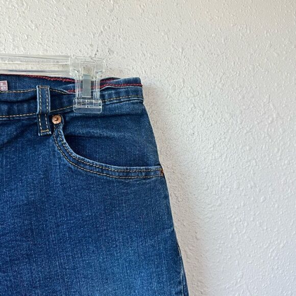 EUC Relaxed Bootcut Levi’s Women’s Jeans - Picture 3 of 7